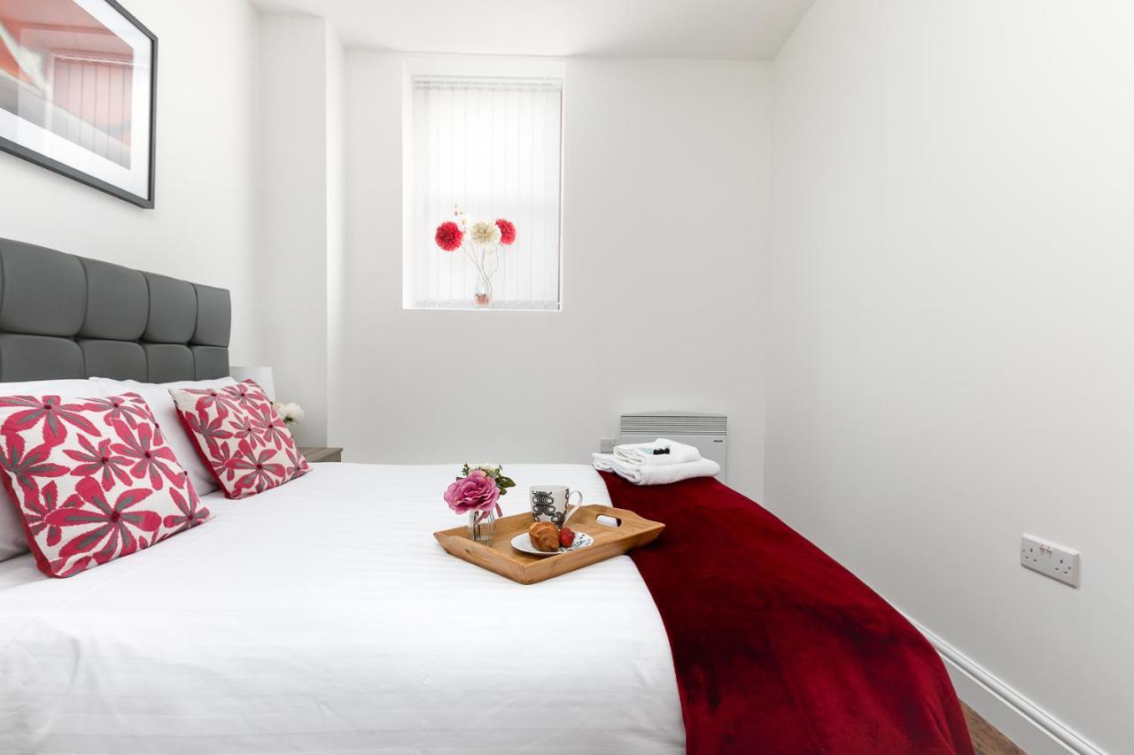 Kvm - City Apartment 9 - Contractors - Town Centre By Kvm Stays ピーターバラ エクステリア 写真